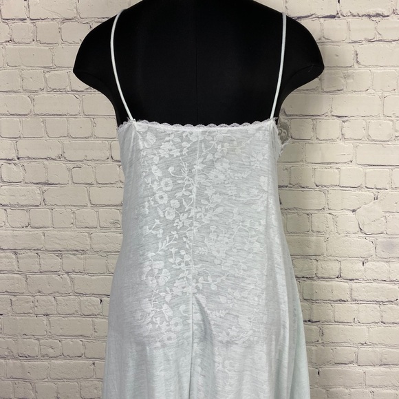 VINTAGE long mint green nightgown - Picture 10 of 10